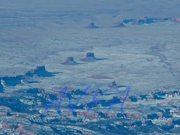 AVFA1051