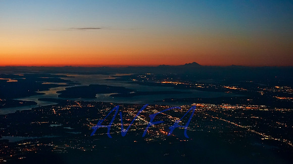 SEATTLE SUNSET LOOKING NORTH