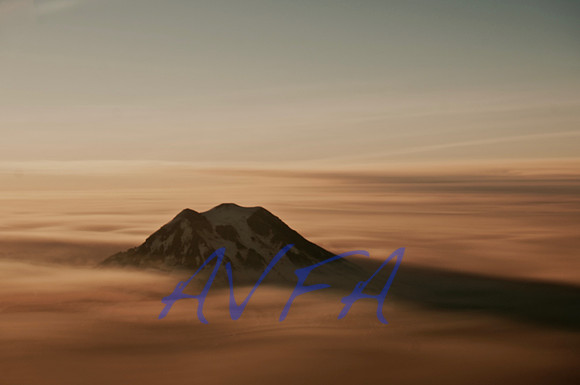 MT RAINIER SHADOW 2