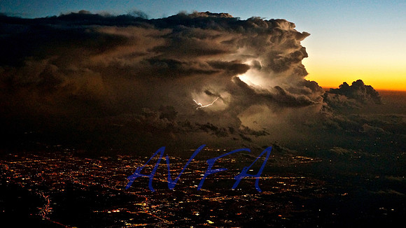 THUNDER STORM OVER OKLAHOMA CITY